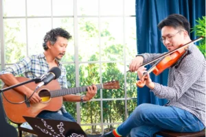 10 Strategi Cerdas Belajar Musik untuk Orang Dewasa
